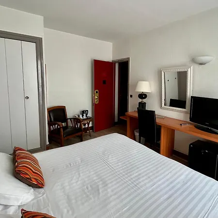 Colbert Hotel