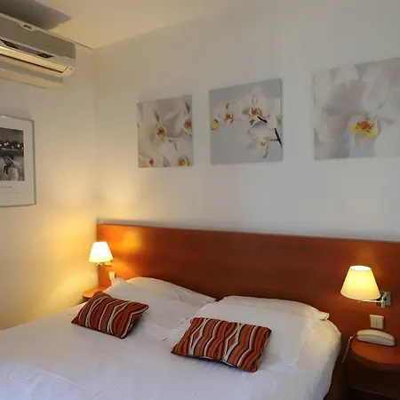 Hotel Colbert