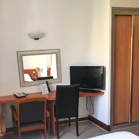 Colbert Hotel 3*