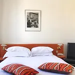 Hotel Colbert 3*