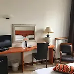 Colbert Hotel