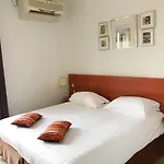 Hotel Colbert