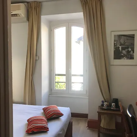 Colbert فندق سان جان دو لوز