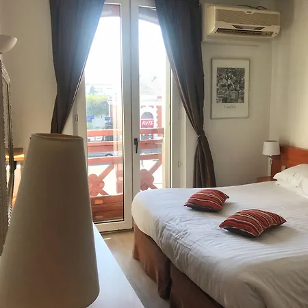 فندق Colbert سان جان دو لوز