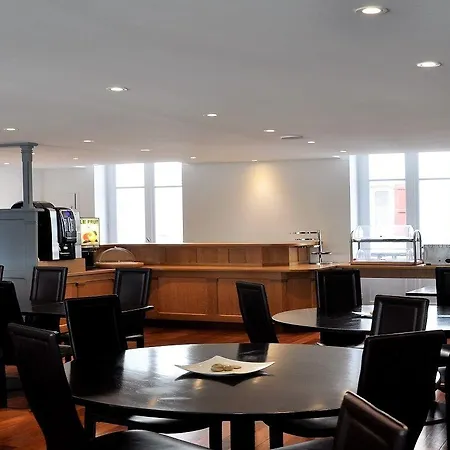 Colbert سان جان دو لوز