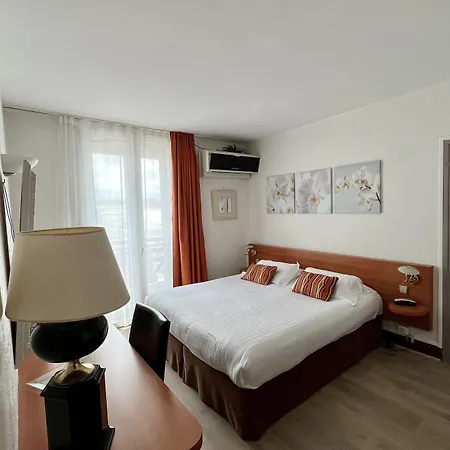 Colbert فندق سان جان دو لوز