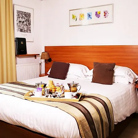 فندق Colbert سان جان دو لوز