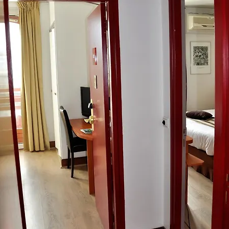 Colbert سان جان دو لوز