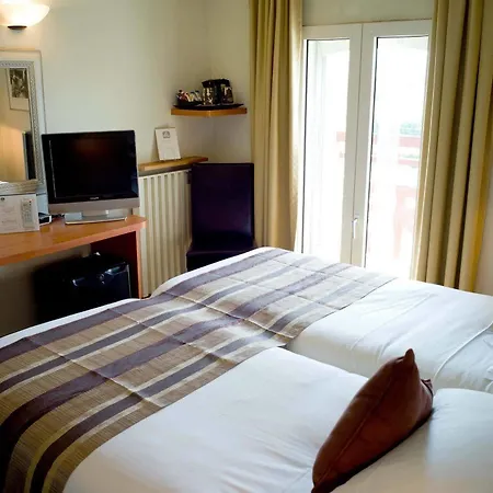 Colbert Hotel
