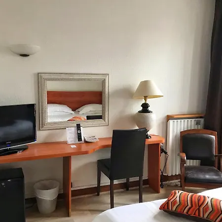 Colbert Hotel