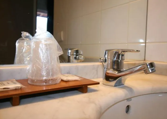 Colbert Szálloda 3*