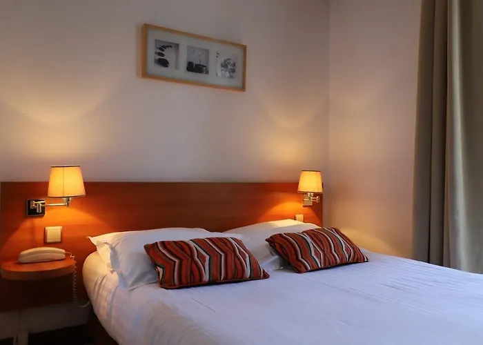 Colbert Szálloda 3*