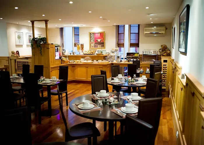 Colbert Szálloda 3*